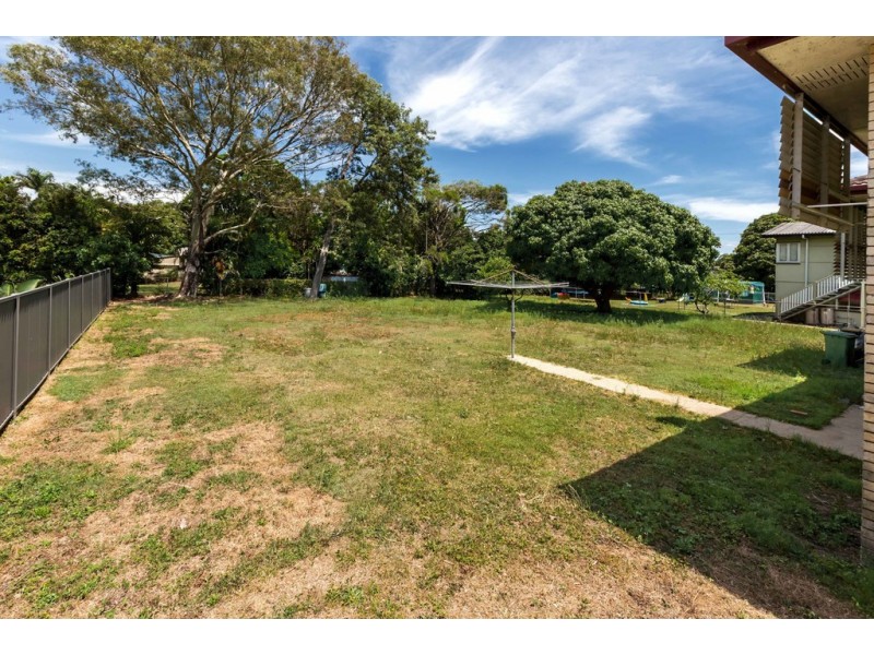 19 Thomas Street, Clontarf QLD 4019