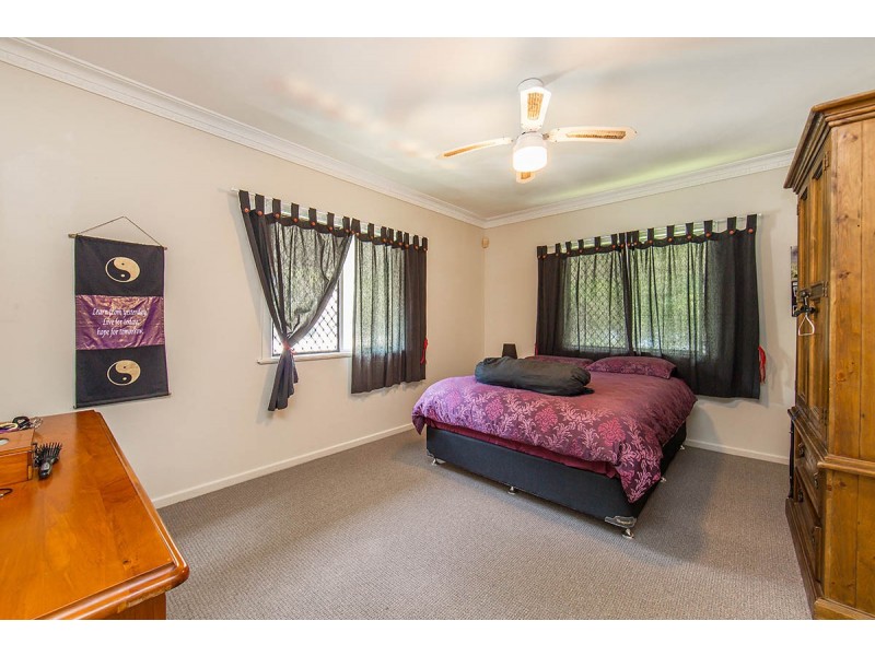 1 Hutchison Street, Redcliffe QLD 4020