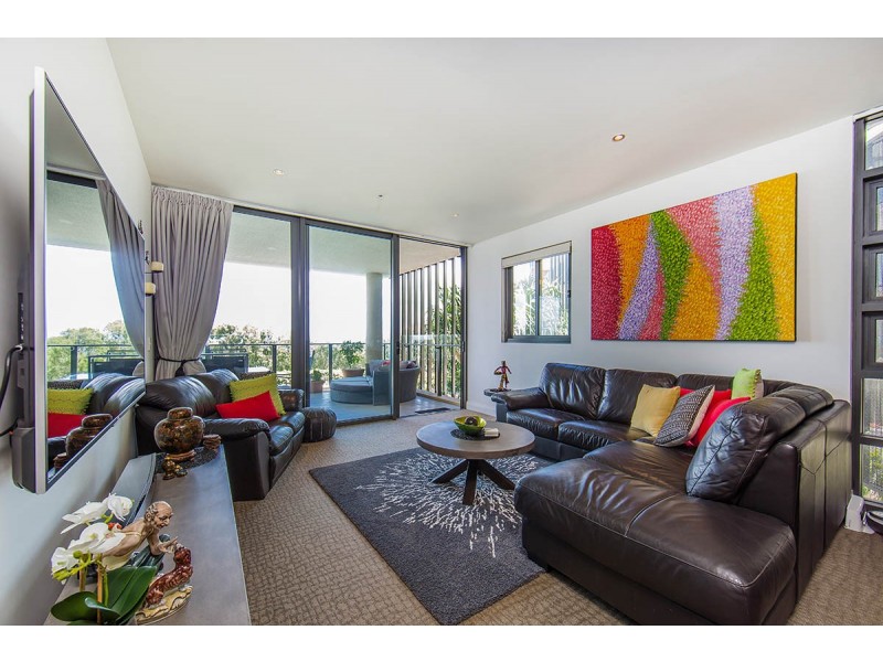 301/101 Marine Parade, Redcliffe QLD 4020
