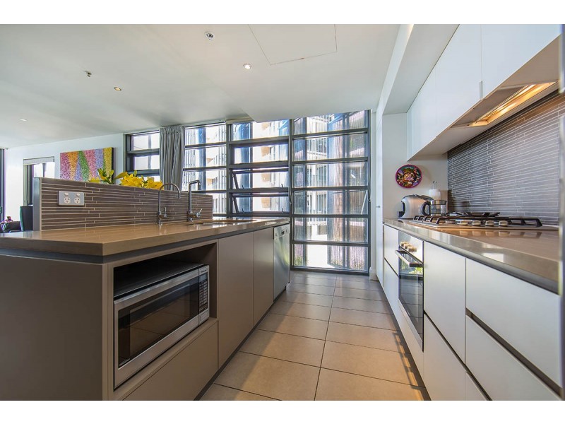 301/101 Marine Parade, Redcliffe QLD 4020