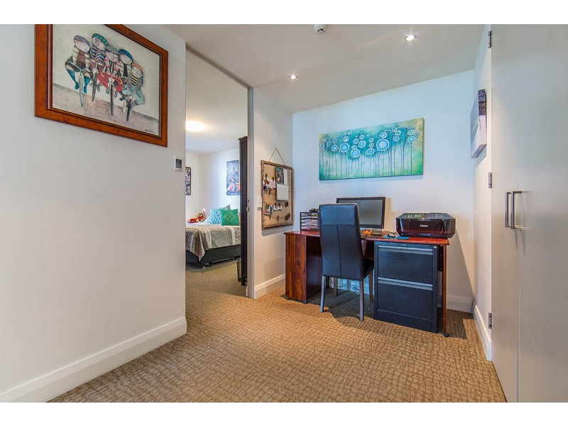 301/101 Marine Parade, Redcliffe QLD 4020