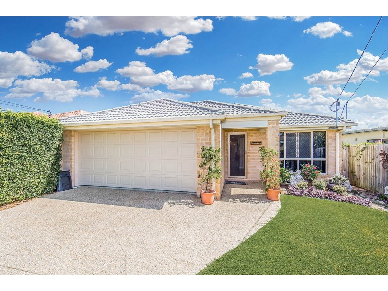 22 Garnet Street, Scarborough QLD 4020