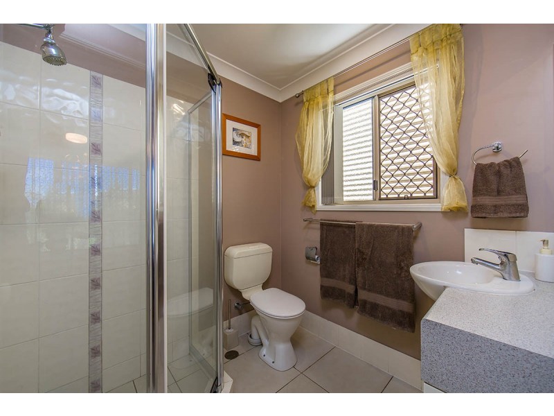 22 Garnet Street, Scarborough QLD 4020