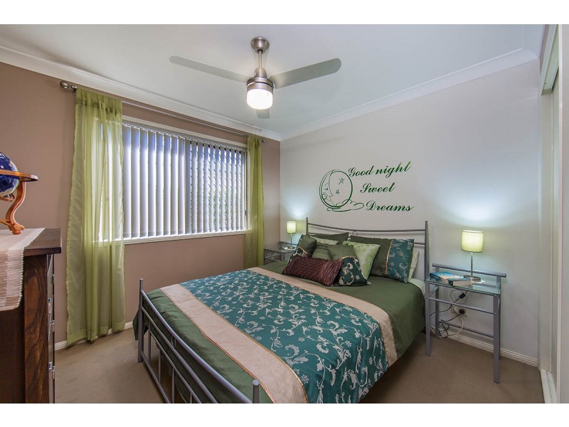 22 Garnet Street, Scarborough QLD 4020