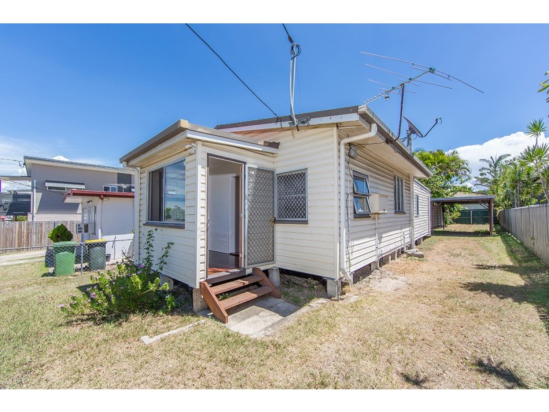 9 McAneny Street, Redcliffe QLD 4020