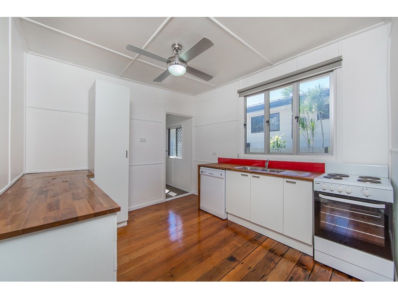 9 McAneny Street, Redcliffe QLD 4020