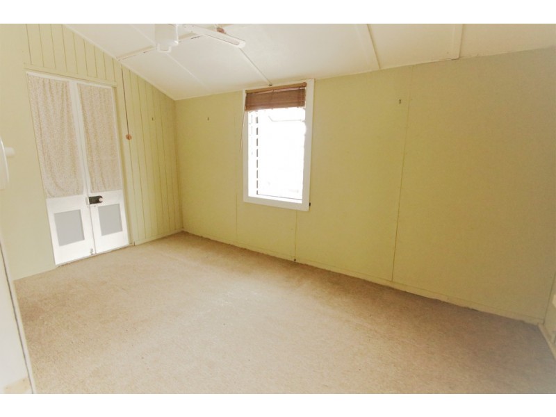 34 Webb Street, Margate QLD 4019