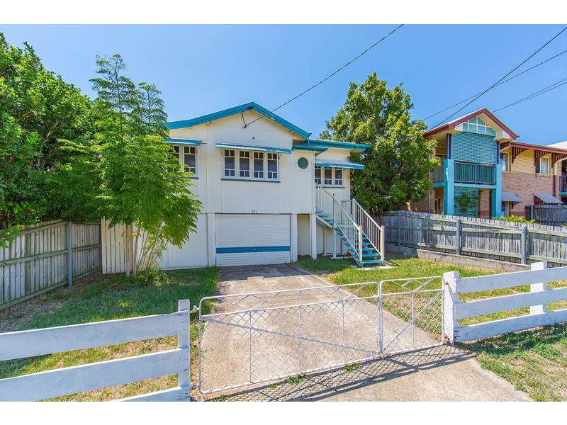 386 Oxley Avenue, Redcliffe QLD 4020