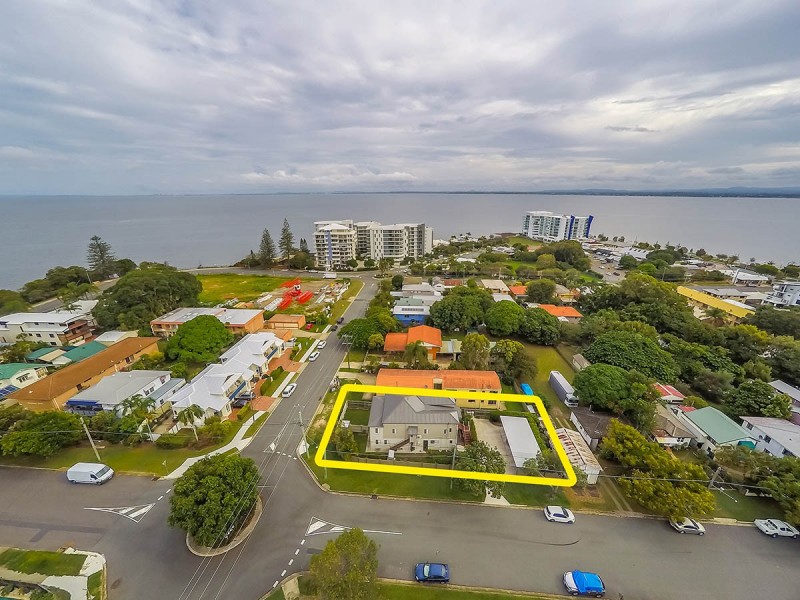 17 Kate Street, Woody Point QLD 4019