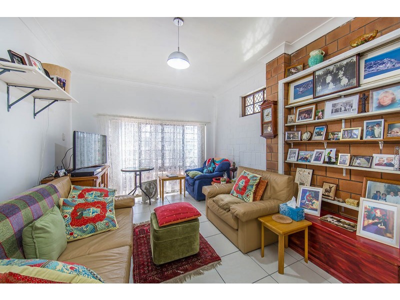 3 Donkin Street, Scarborough QLD 4020