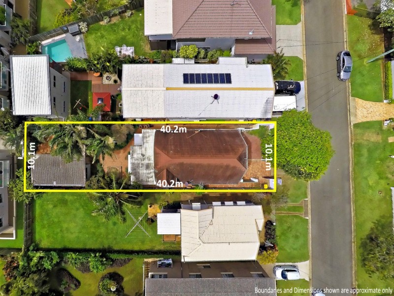 8 James Street, Scarborough QLD 4020
