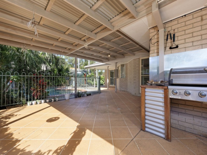 11 Hillier Street, Clontarf QLD 4019