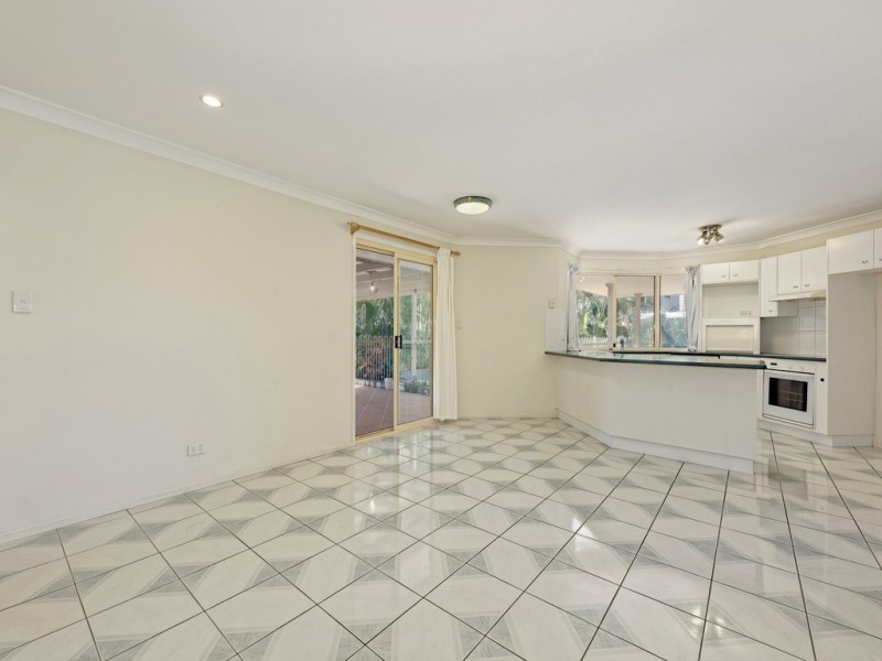 11 Hillier Street, Clontarf QLD 4019