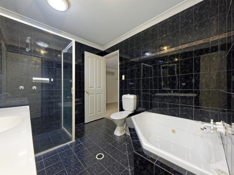 11 Hillier Street, Clontarf QLD 4019