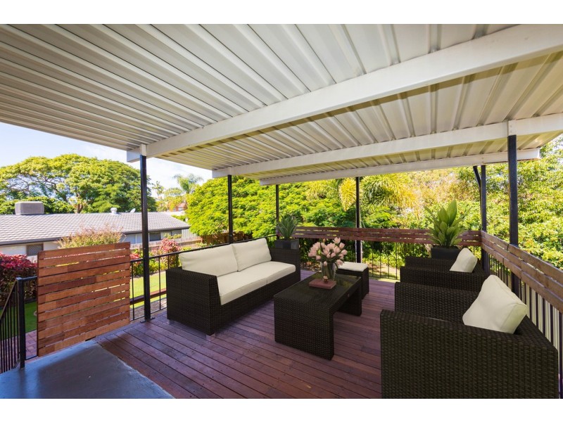 27 Hibiscus Ave, Redcliffe QLD 4020