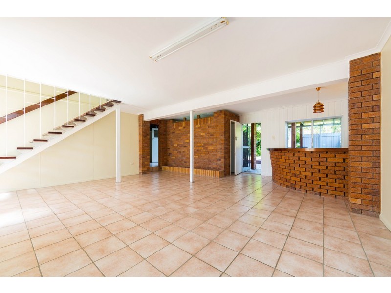 27 Hibiscus Ave, Redcliffe QLD 4020