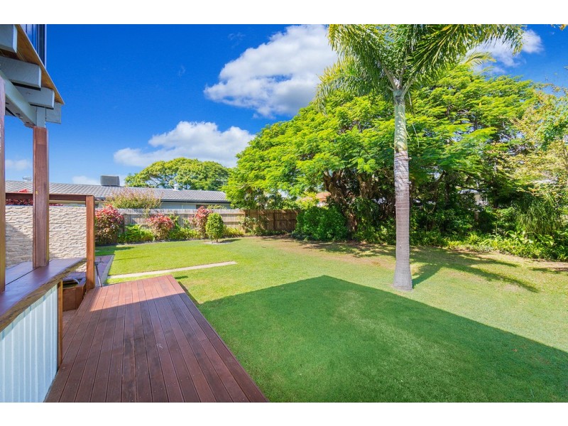 27 Hibiscus Ave, Redcliffe QLD 4020