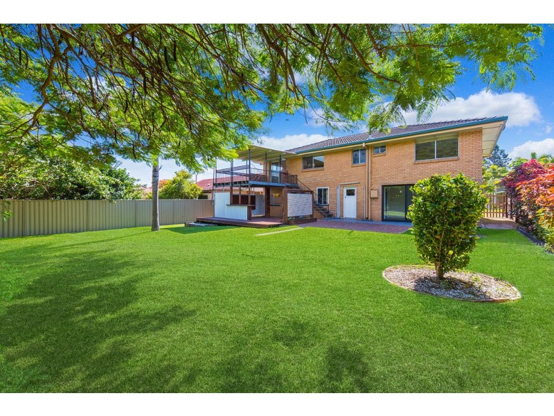 27 Hibiscus Ave, Redcliffe QLD 4020