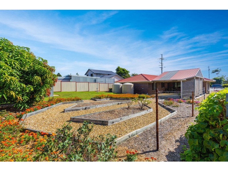 143 Anzac Ave, Redcliffe QLD 4020