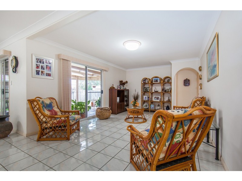 117 Ashmole Rd, Newport QLD 4020