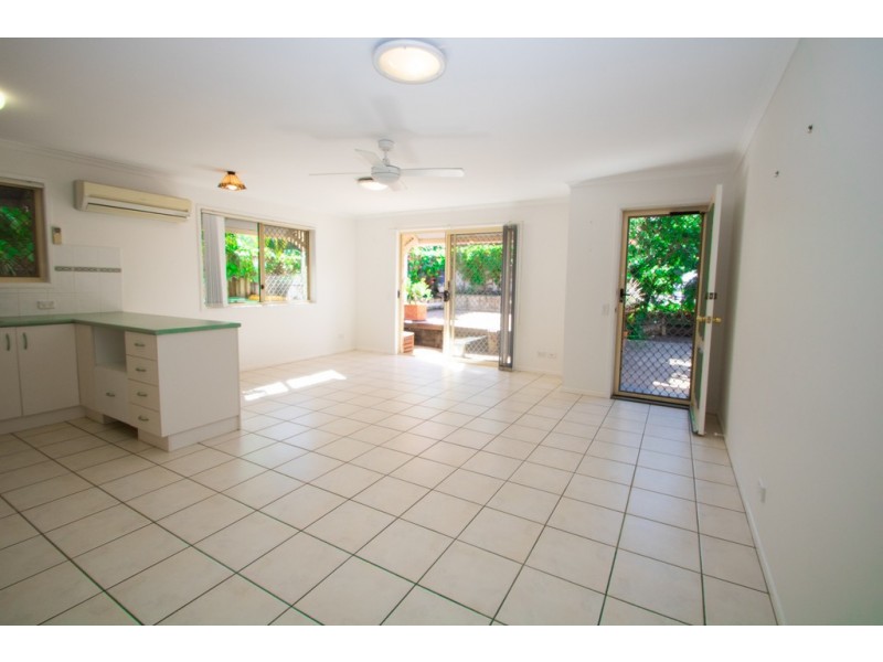 Unit 1/33 Sutton Street, Redcliffe QLD 4020 Crown Properties Real