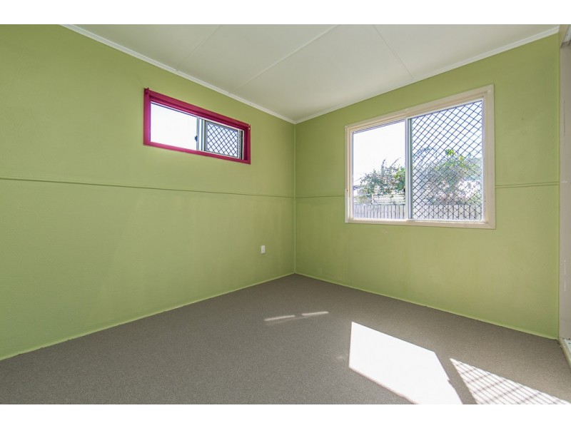 34 Enoch Street, Clontarf QLD 4019