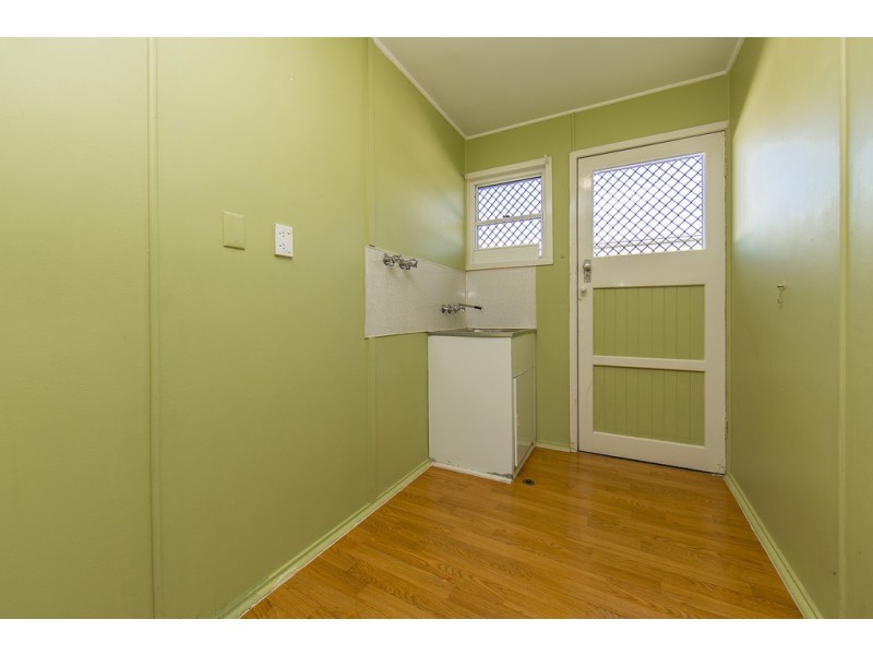 34 Enoch Street, Clontarf QLD 4019
