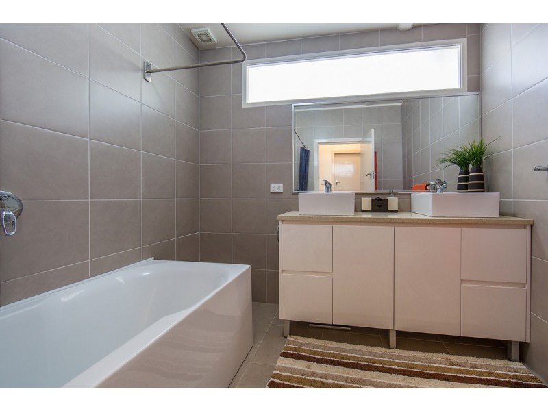 9 Weaber Street, Clontarf QLD 4019