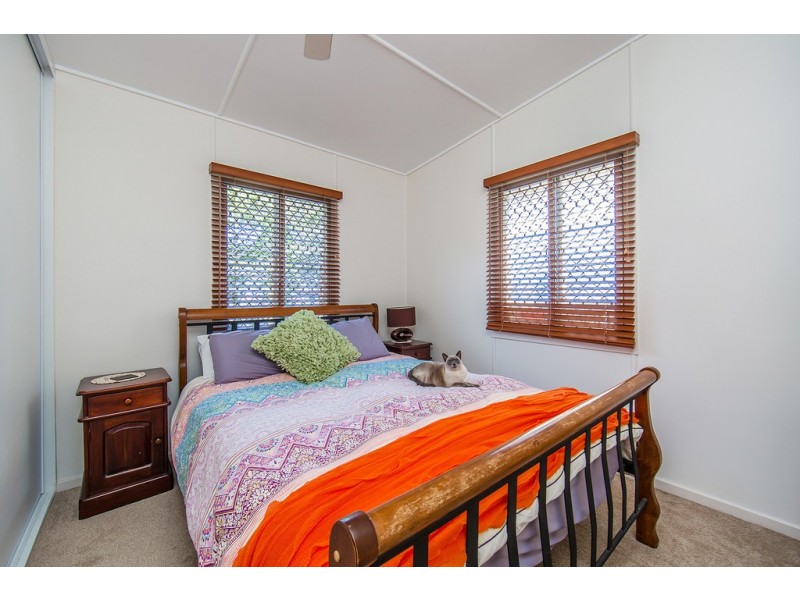 9 Weaber Street, Clontarf QLD 4019