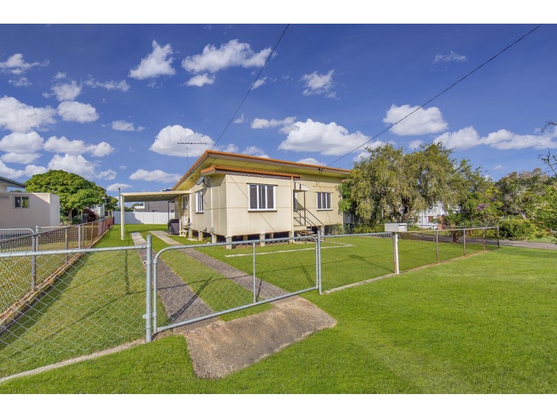 9 Weaber Street, Clontarf QLD 4019