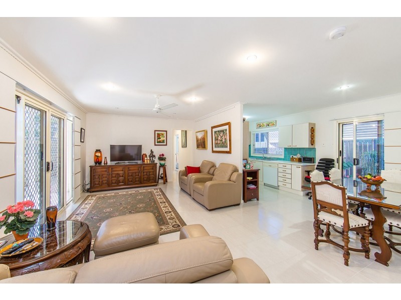 14a Maryborough Terrace, Scarborough QLD 4020