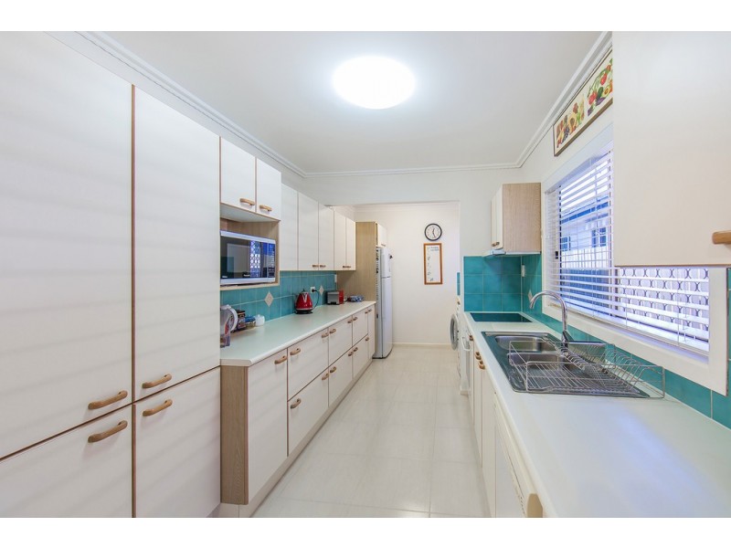 14a Maryborough Terrace, Scarborough QLD 4020