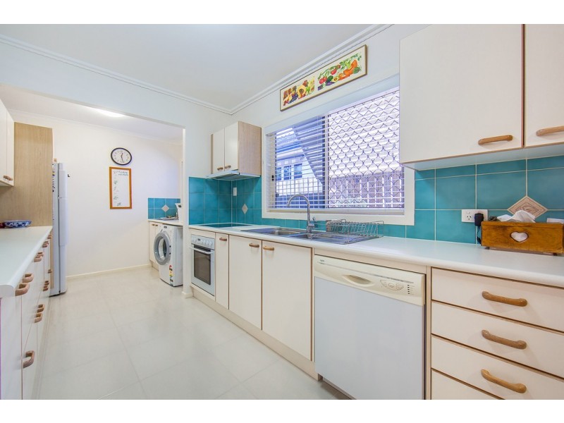 14a Maryborough Terrace, Scarborough QLD 4020