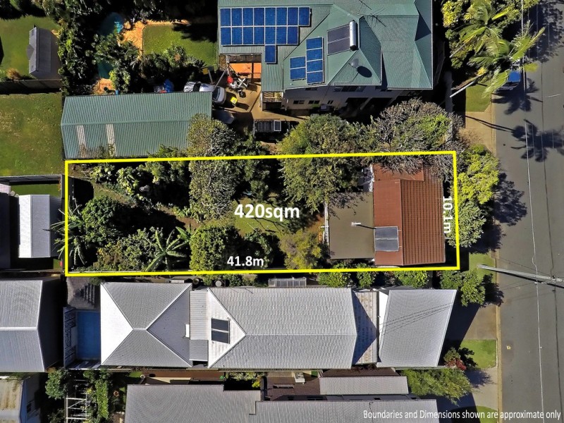 8 Dunns Terrace, Scarborough QLD 4020