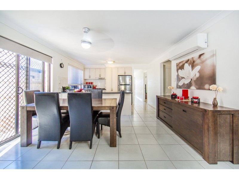 13 Nina Crescent, North Lakes QLD 4509