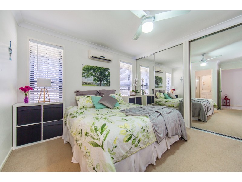 13 Nina Crescent, North Lakes QLD 4509