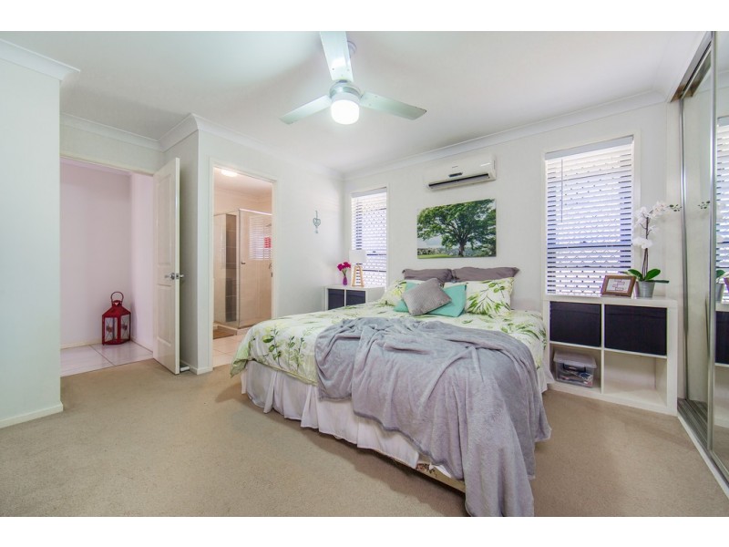 13 Nina Crescent, North Lakes QLD 4509