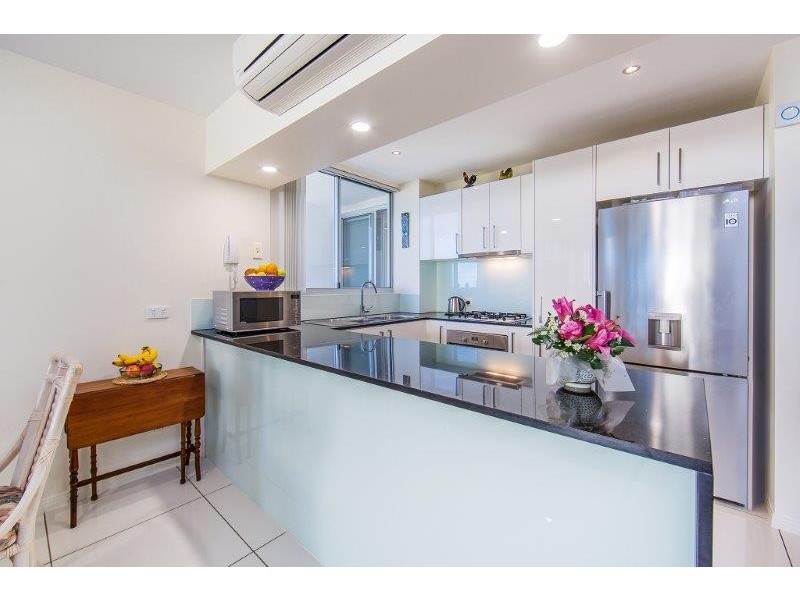 6/75 Sutton Street, Redcliffe QLD 4020