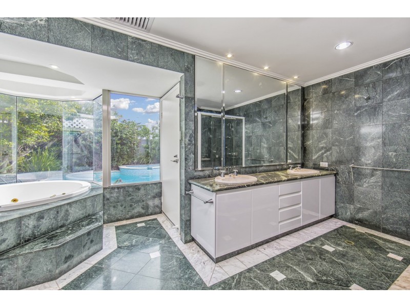 121 Margate Parade, Margate QLD 4019