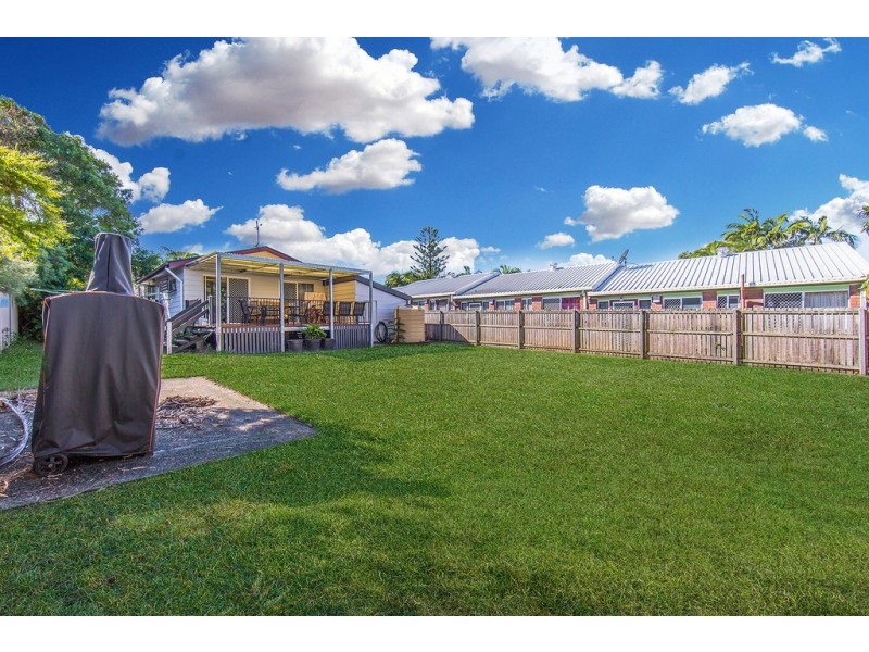 37 Shields St, Redcliffe QLD 4020