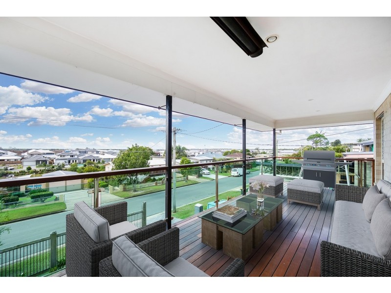 11 Kippa St, Kippa-ring QLD 4021