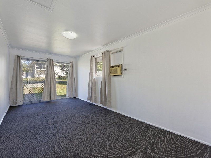 4 Waratah Drive, Clontarf QLD 4019