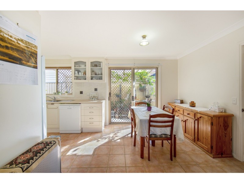 15a Frank St, Scarborough QLD 4020