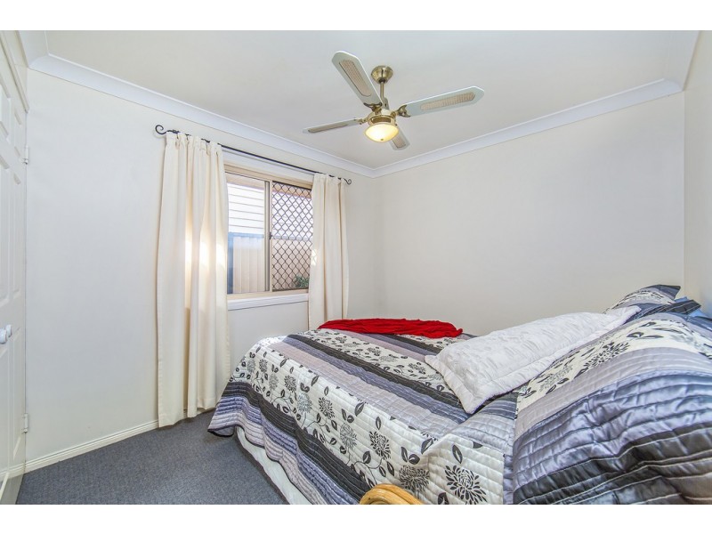 15a Frank St, Scarborough QLD 4020