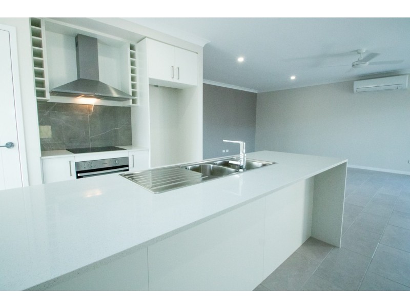 189 Spinnaker Boulevard, Newport QLD 4020