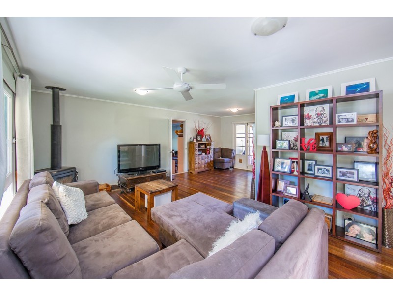 28 Cromarty St, Kenmore QLD 4069