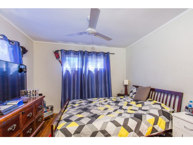 28 Cromarty St, Kenmore QLD 4069