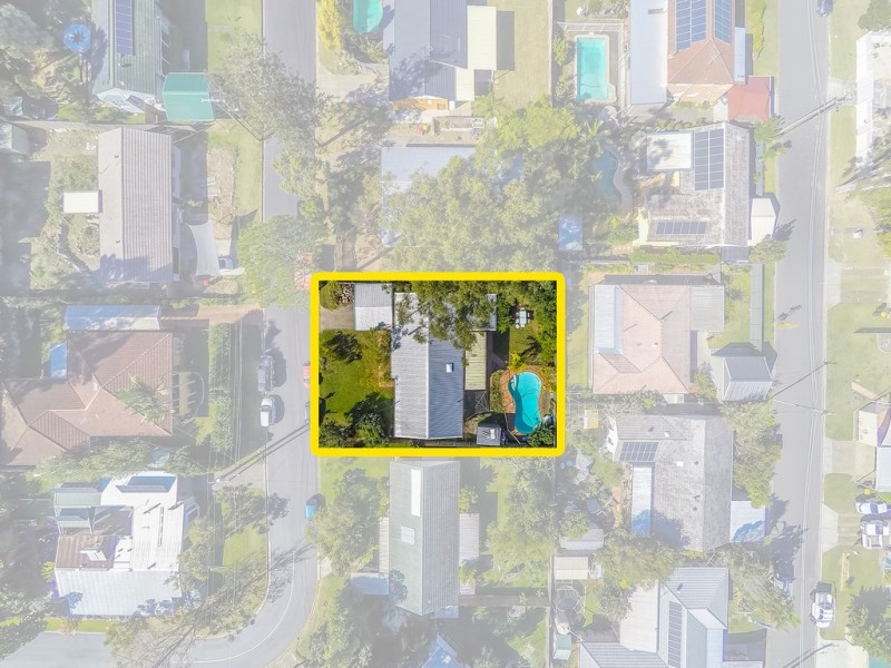 28 Cromarty St, Kenmore QLD 4069