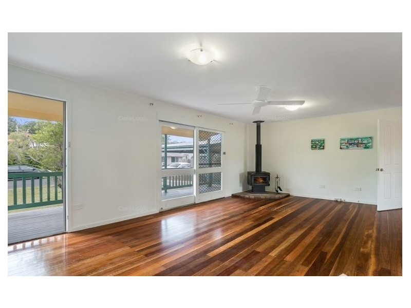 28 Cromarty St, Kenmore QLD 4069