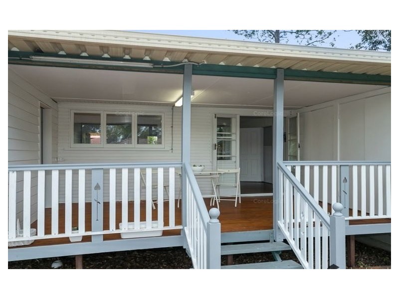 28 Cromarty St, Kenmore QLD 4069